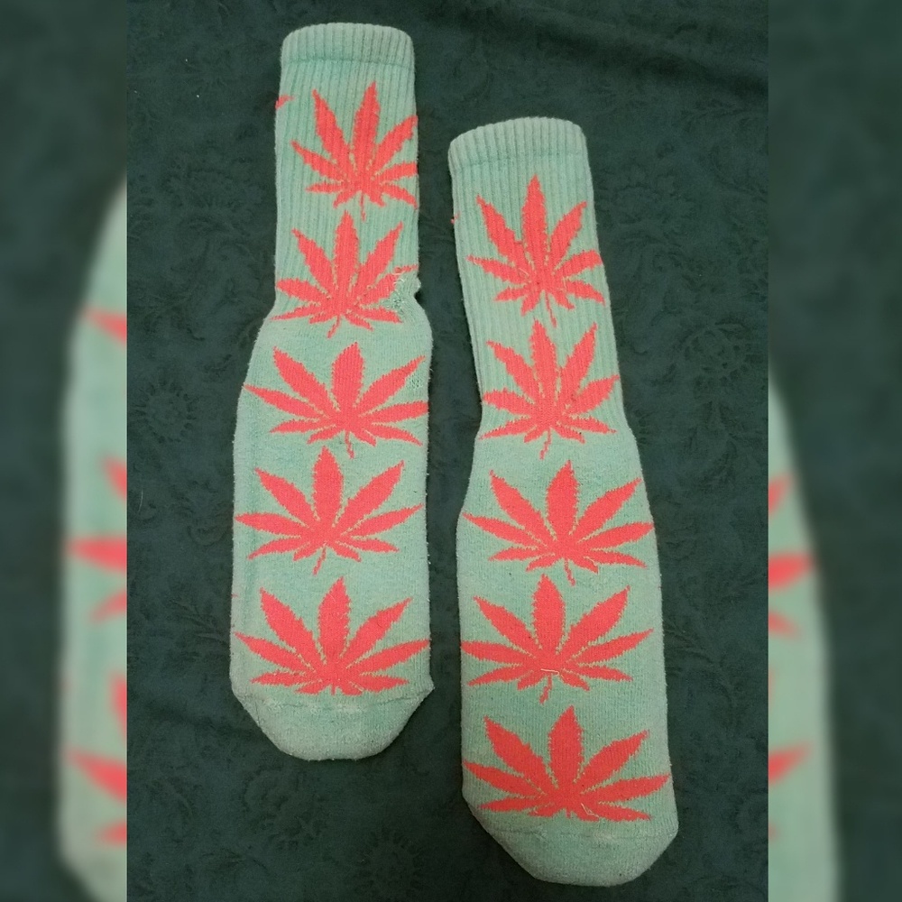 Huff socks! - Picture 2 of 4